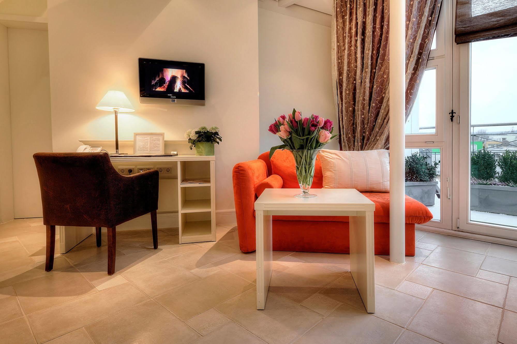 Boutiquehotel La Casa Tubingen Bagian luar foto